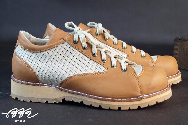 Фото обуви с кожей