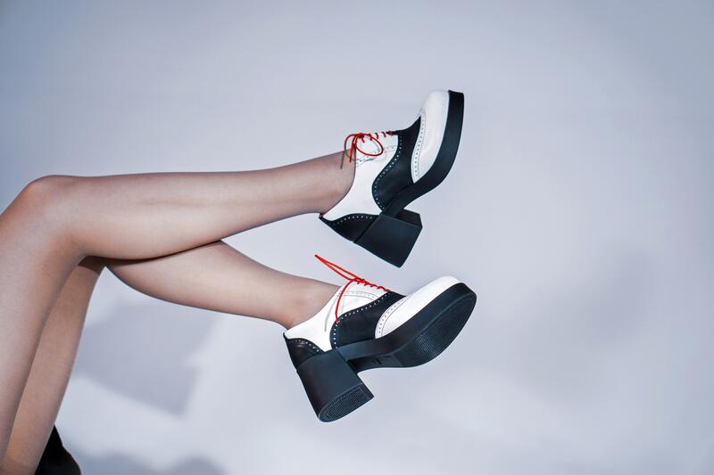 Фото обуви с кожей