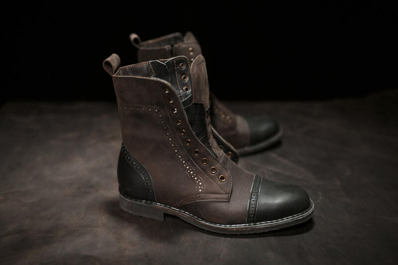 Фото обуви с кожей