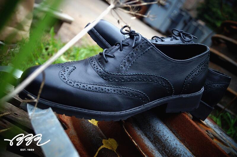 Фото обуви с кожей