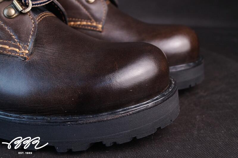 Фото обуви с кожей