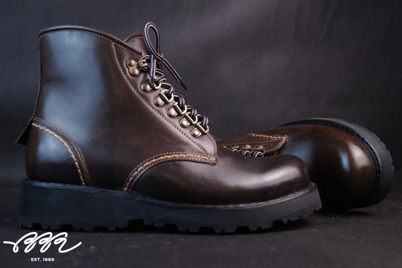 Фото обуви с кожей