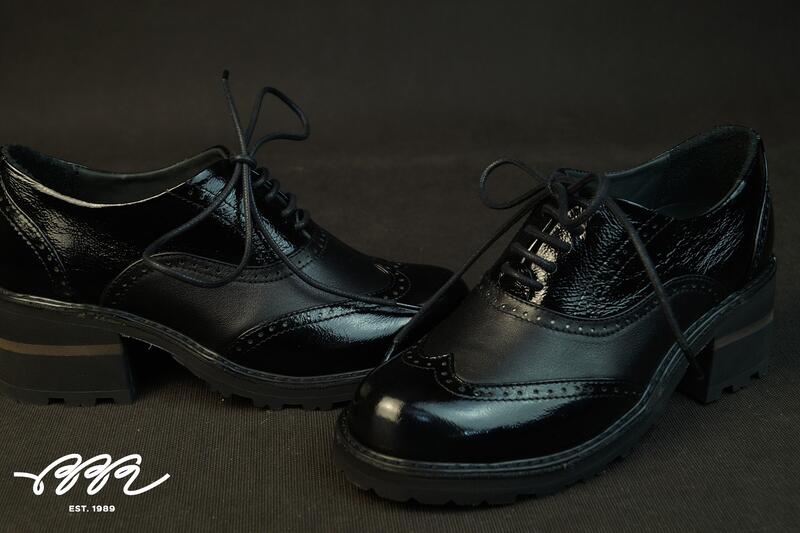 Фото обуви с кожей