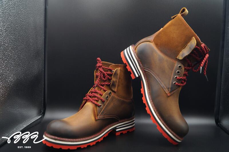 Фото обуви с кожей