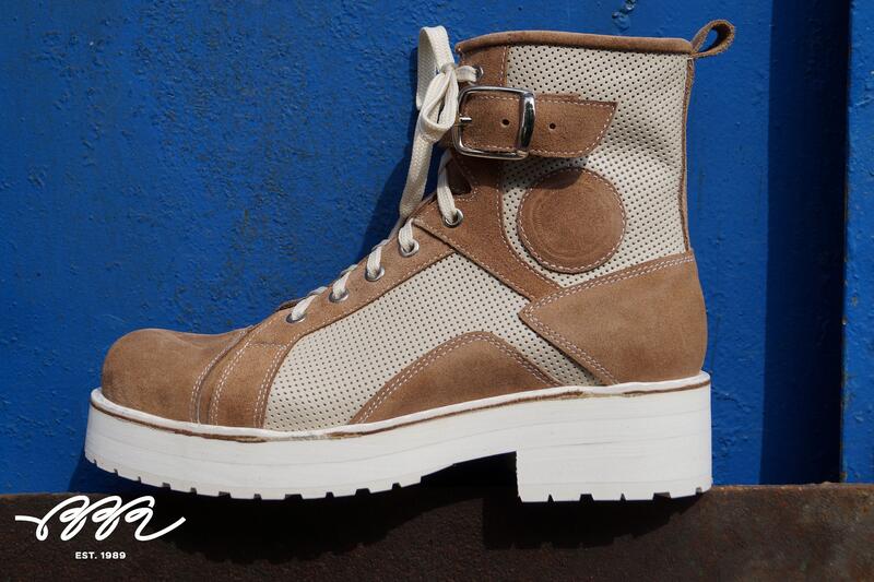 Фото обуви с кожей