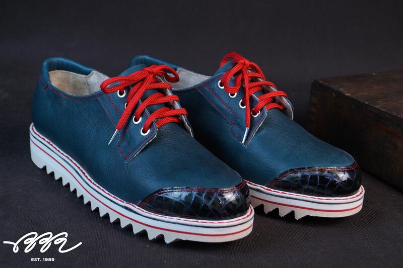 Фото обуви с кожей