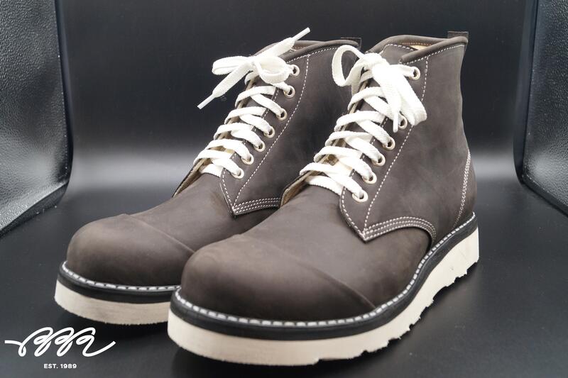 Фото обуви с кожей