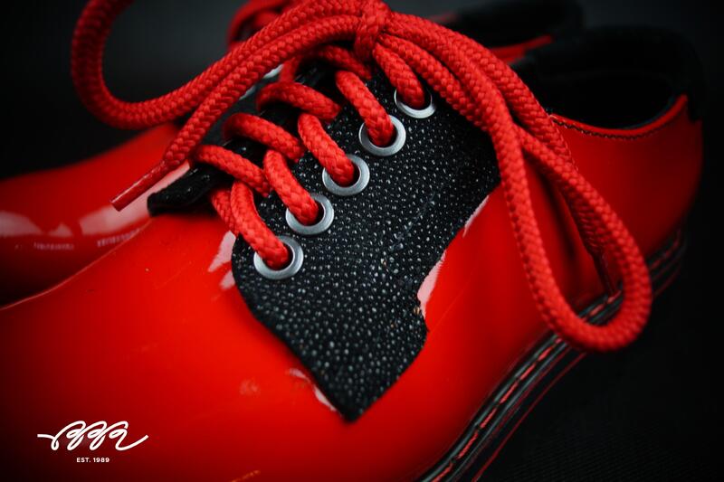 Фото обуви с кожей