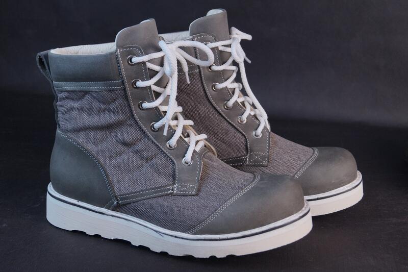 Фото обуви с кожей