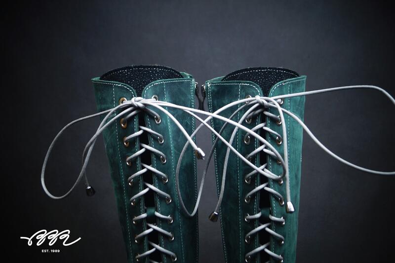 Фото обуви с кожей