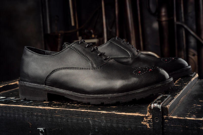 Фото обуви с кожей