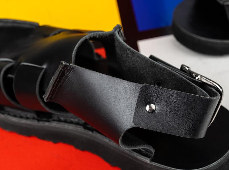 Фото обуви с кожей