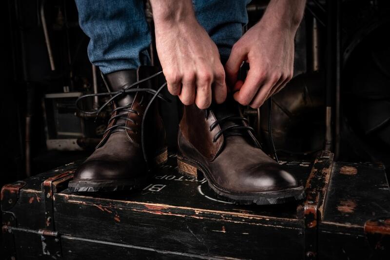 Фото обуви с кожей