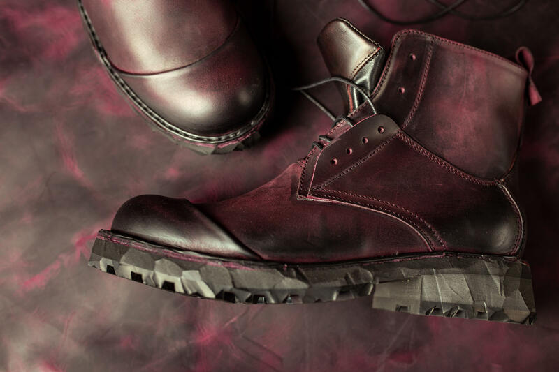 Фото обуви с кожей