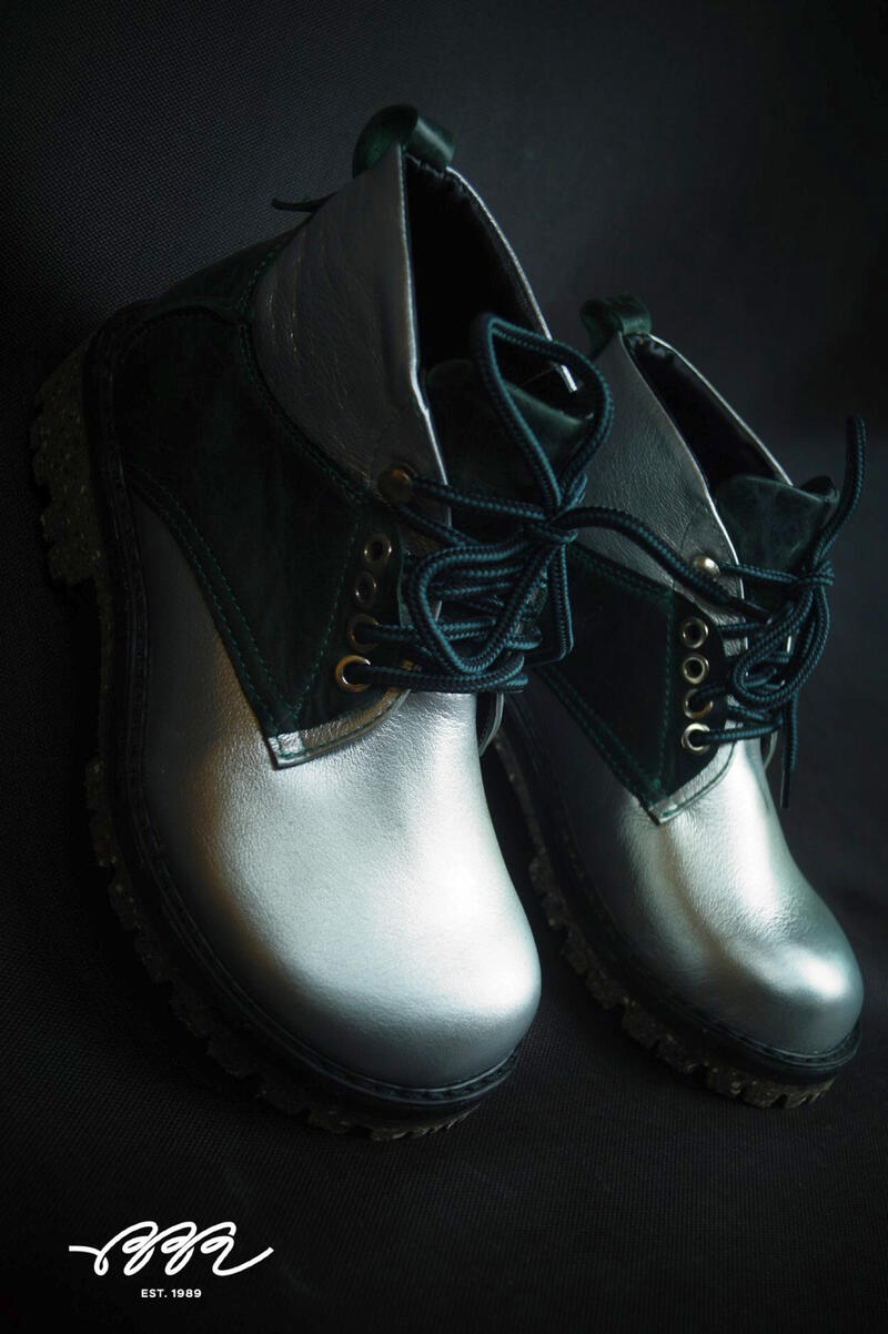 Фото обуви с кожей