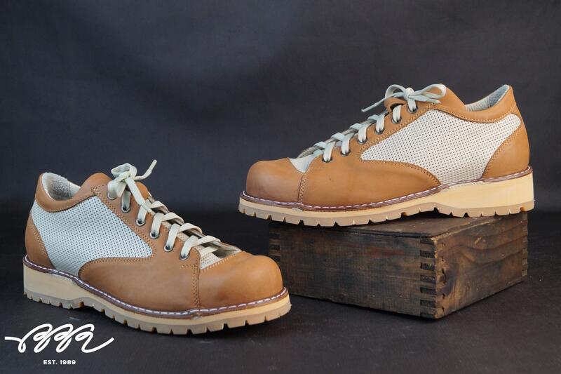 Фото обуви с кожей