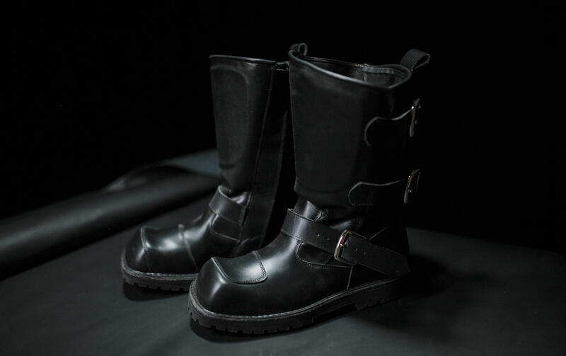 Фото обуви с кожей